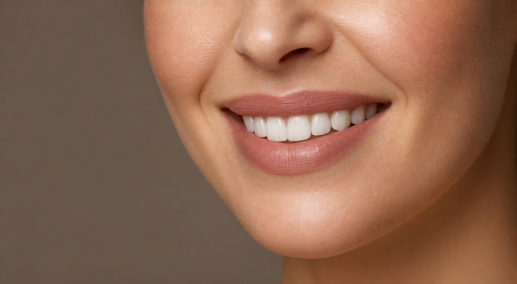 Sorriso natural após reabilitação oral estética